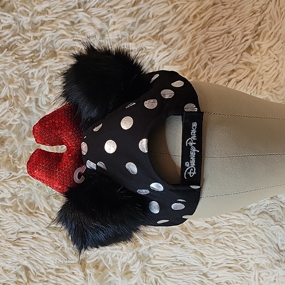 Disney's Minnie Mouse Baseball Hat - Picture 3 of 8